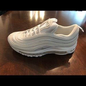 Pearl White 97’